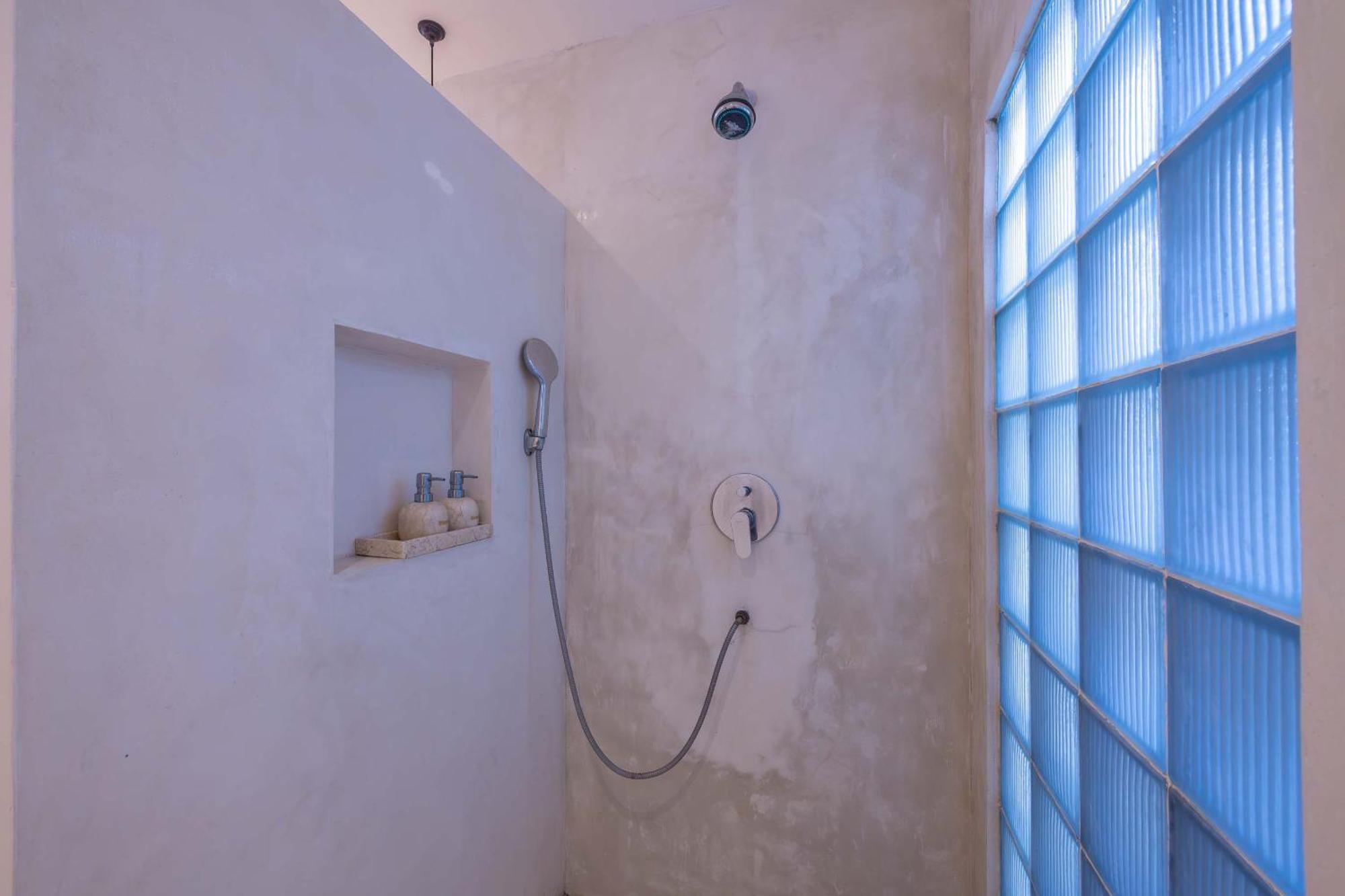 Turan Casa Auri Seminyak Villa Esterno foto