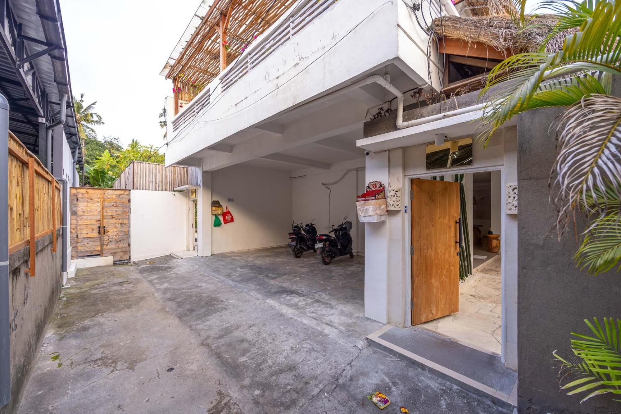 Turan Casa Auri Seminyak Villa Esterno foto